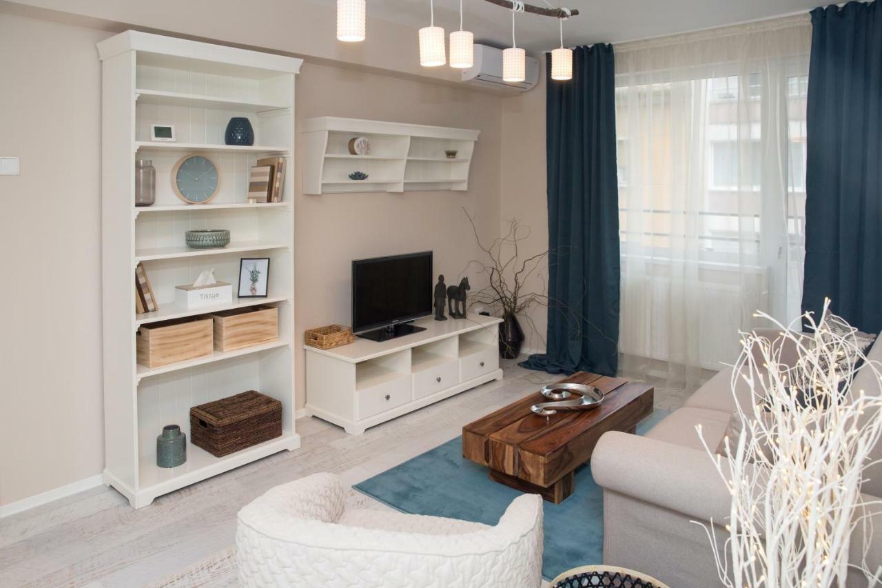 Ultracentral, Brand New, Modern And Cozy Apartment Тимишоара Екстериор снимка